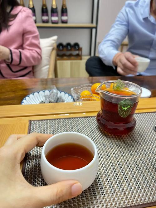 在城市喧嚣中享受“500一晚同城约茶”的宁静时光